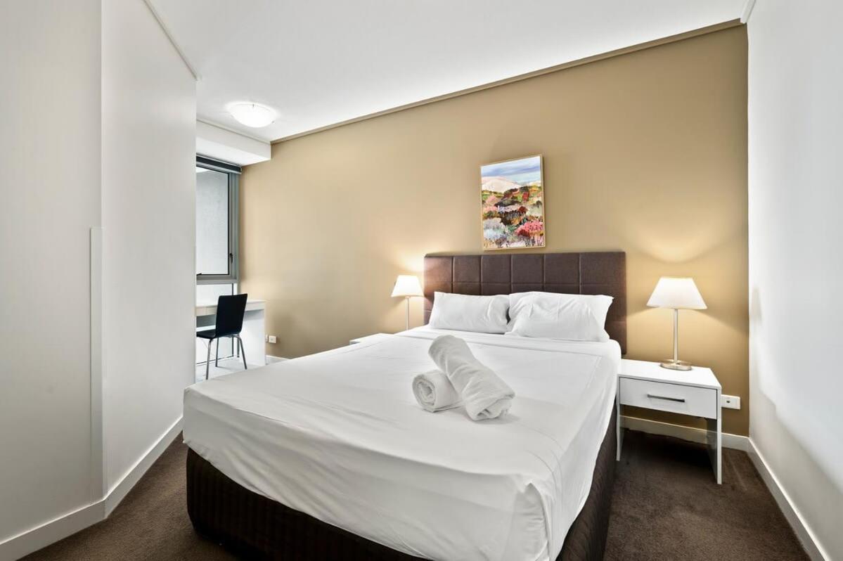 City Living - Brisbane River-View 2 Bedroom Apt Exteriör bild